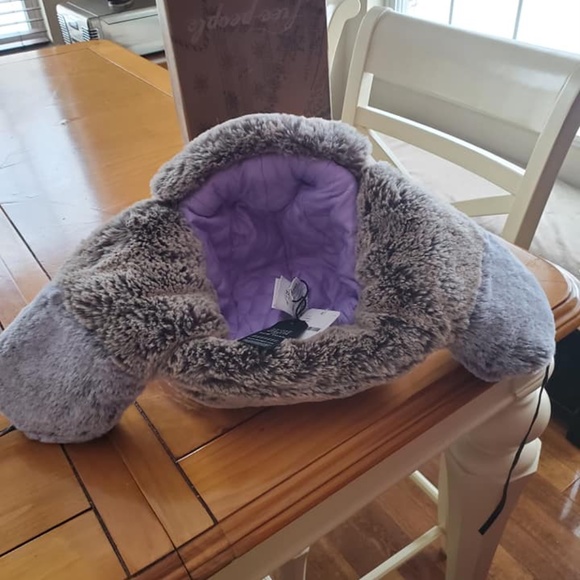 The Hat for the Winter. - Picture 6 of 6